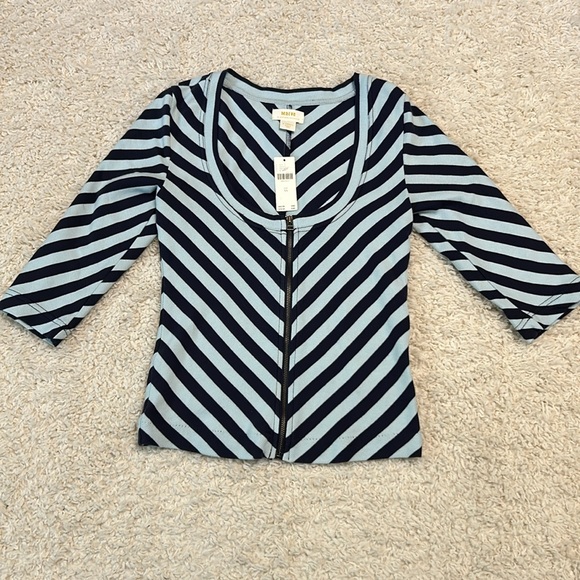 NWT ANTHRO MAEVE XS front zip scoop neck top in blue motif - Picture 2 of 10